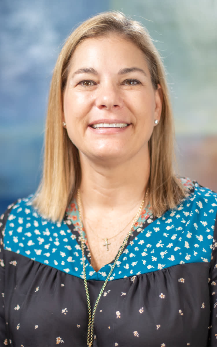 Jennifer had a tooth extracted and got dental implants at Oral Surgery & Dental Implant Specialists South Carolina